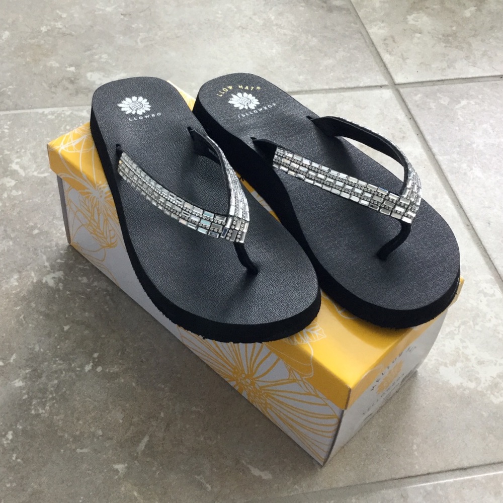 Yellow Box Clear Vittoria Sandal